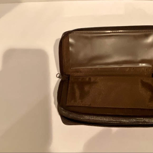 Hand Painted Wallet - Picture 4 of 6